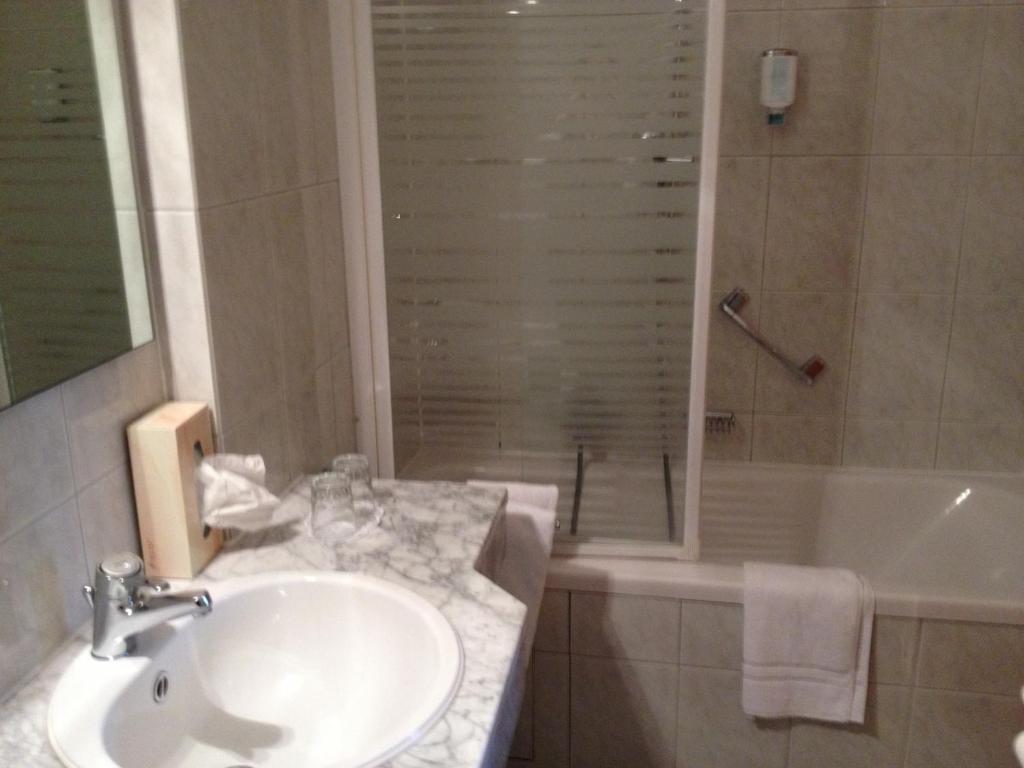 Privat Hotel Riegele Аугсбург Номер фото