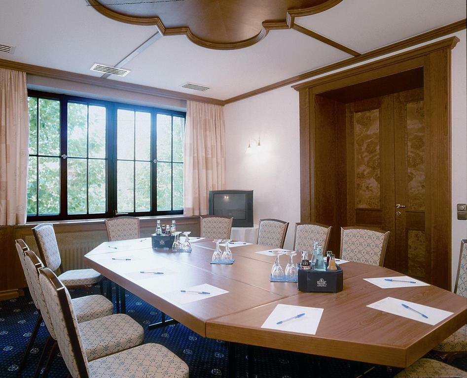 Privat Hotel Riegele Аугсбург Екстер'єр фото